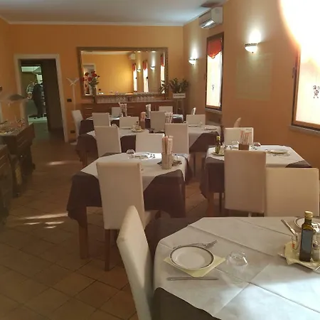 Hotel Ristorante Al Gallo *
